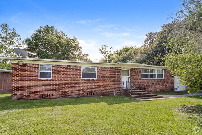Building Photo - 3942 Barmer Dr