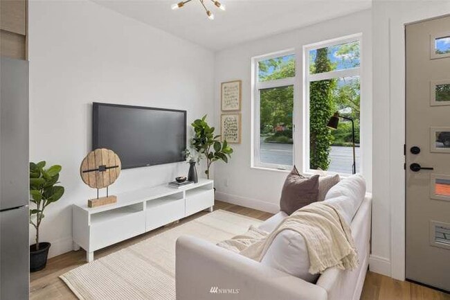 Foto del edificio - 4758 Green Lake Way N