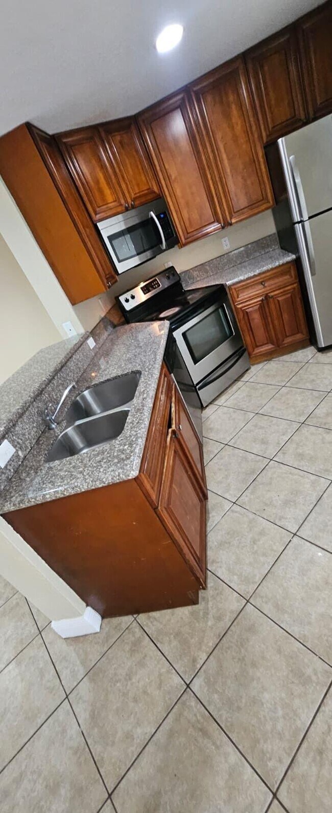 Foto del edificio - 4915 Springfield St