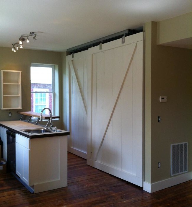 Foto del edificio - 318 B S. Main Street, Pittsburgh, PA 15220