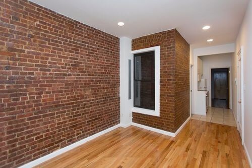 Foto principal - 167 E 82nd St