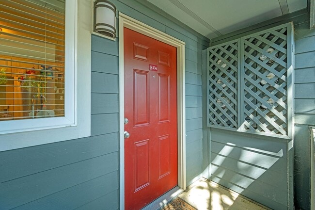 Easy on the Budget, Water/Sewer/Garbage/Pa... - Easy on the Budget, Water/Sewer/Garbage/Pa... Apartment