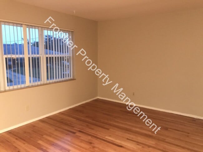 Building Photo - Coming Soon!! Quiet Affton 1bd/1ba Apartment!