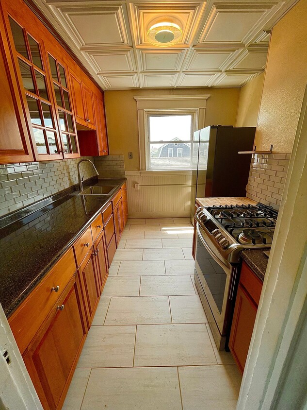 Photo - 250 Central Ave (New Bedford, MA)