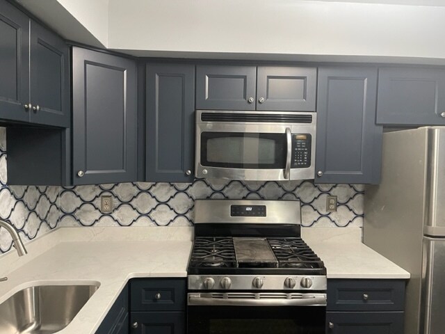 Kitchen 2 - 201 Salem Ct