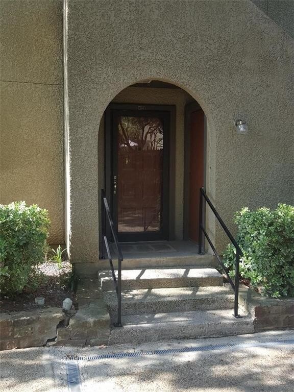 Primary Photo - 4571 N O'Connor Rd