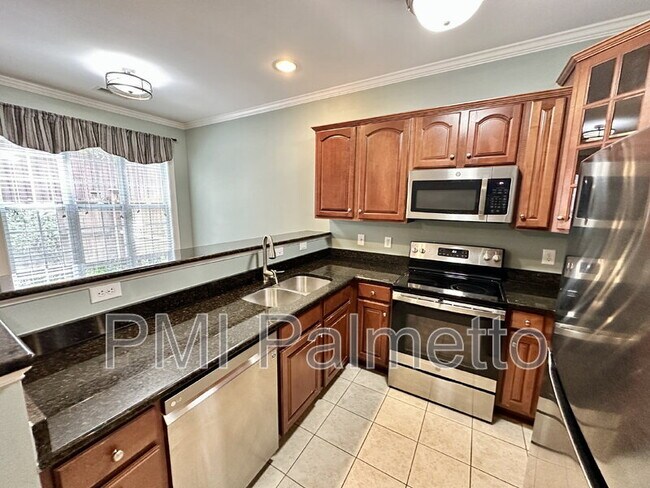 Building Photo - 117 Park Ridge Way