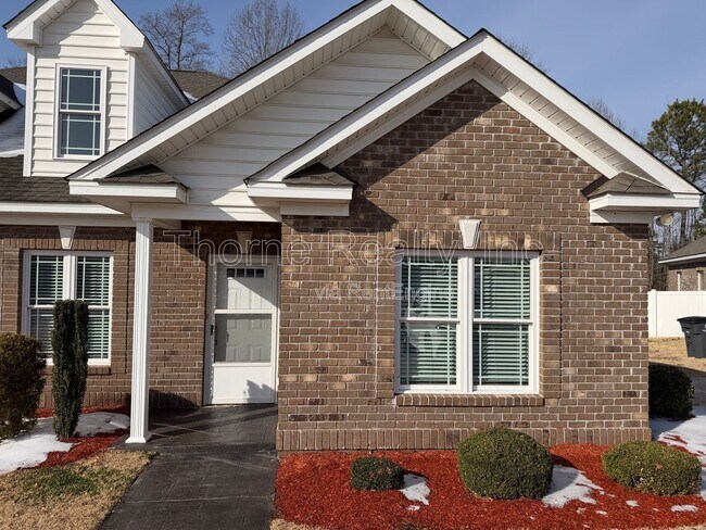 Foto del edificio - 220 Braylock Dr