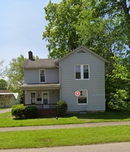 Building Photo - 209 W 3rd St