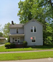Building Photo - 209 W 3rd St