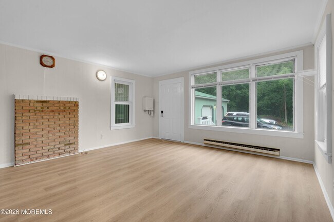 Foto del edificio - 302 Schoolhouse Rd