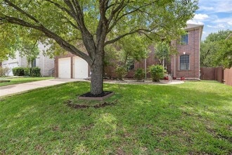 Building Photo - 10707 Bramblecrest Dr