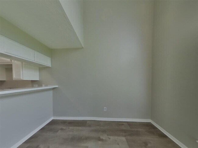 Foto del edificio - 16815 Shrub Oak Dr