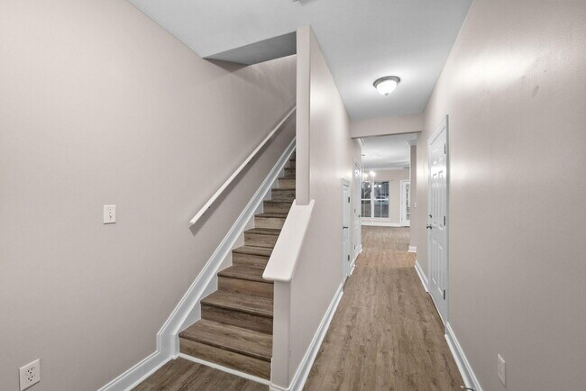 Foto del edificio - 229 Mattie M Kelly Blvd