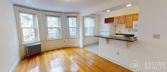 Building Photo - 117 Park Dr