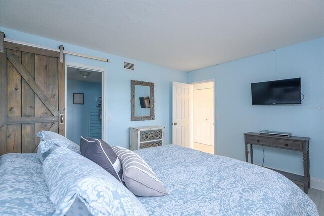 Foto del edificio - 18650 Gulf Blvd
