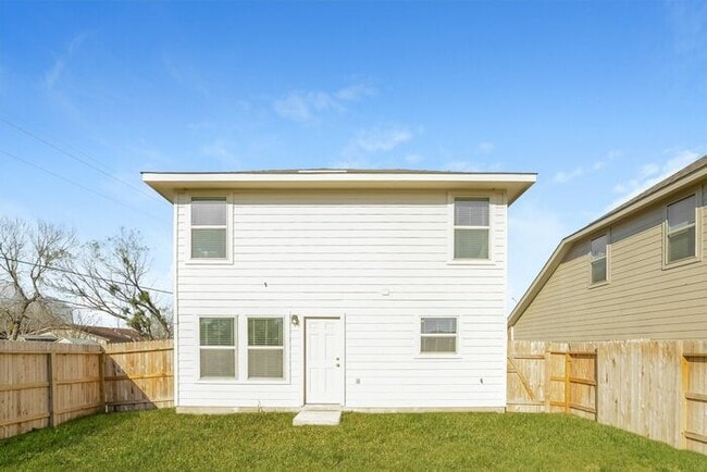 Building Photo - 10480 Green Branch