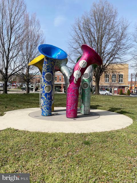 Building Photo - 4334 Farragut St