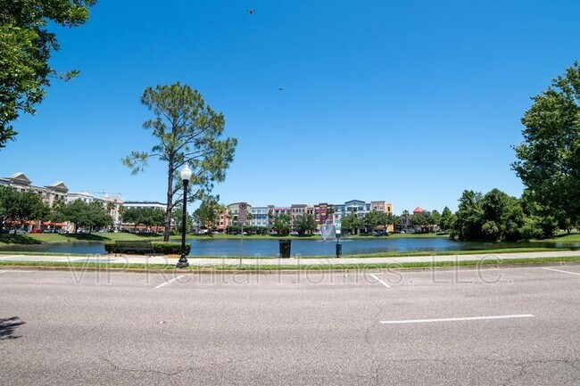 Building Photo - 3936 Avalon Park W Blvd