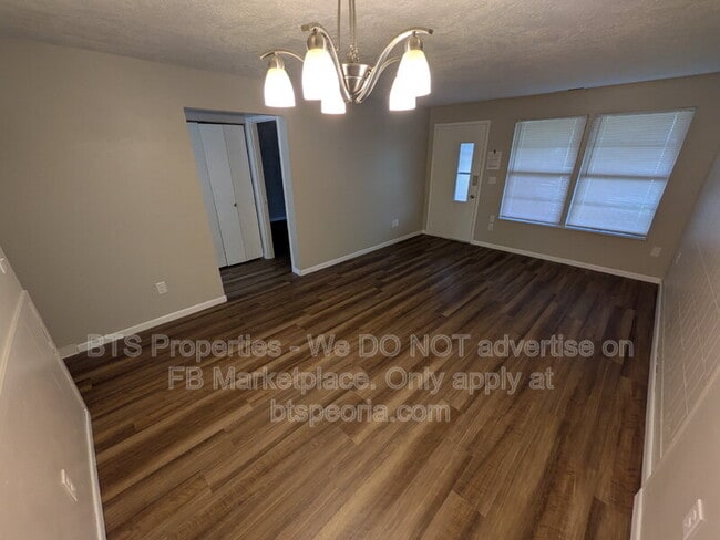 Foto del edificio - 3426 W Dorchester Ridge