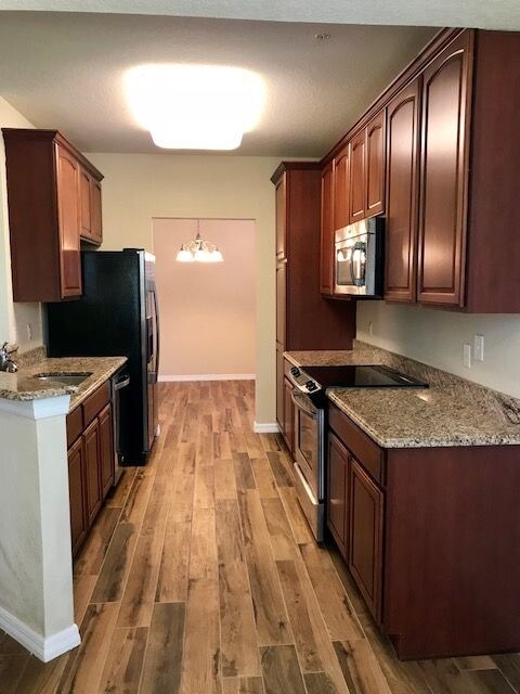 Building Photo - 8317 Bella Vida Cir