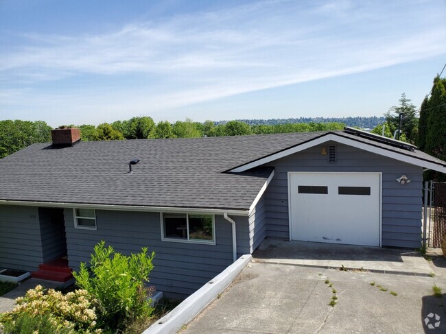 Building Photo - 4200 27th Ave W