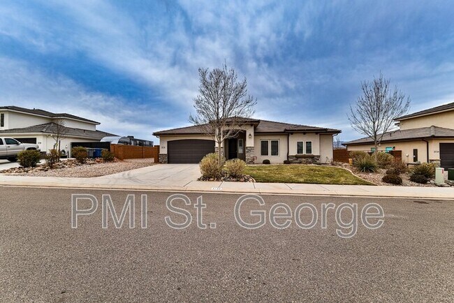 Foto del edificio - 3731 E Shooting Star Ln