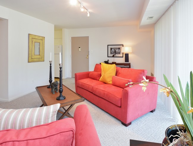 Sample Living Room - Valley Stream Apartments