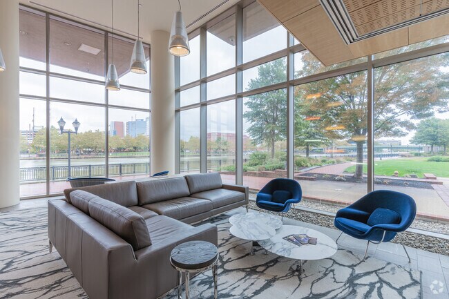 Salón para residentes - The Residences at Christina Landing