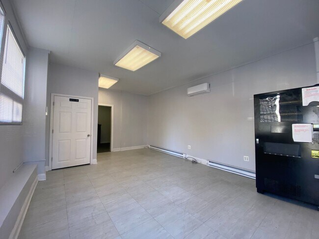 Foto del edificio - 4359 N 9th St