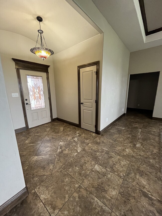 Foto del edificio - 48 Creekside Dr