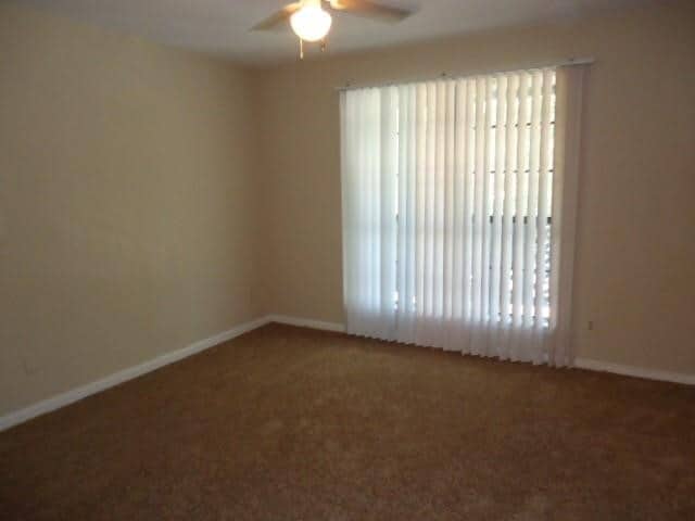Foto del edificio - 12500 Sandpiper Dr