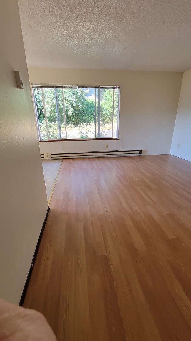 8328 N Edison St Unit 8328, Portland, OR 97203 8328 N Edison St Portland, OR Apartments for