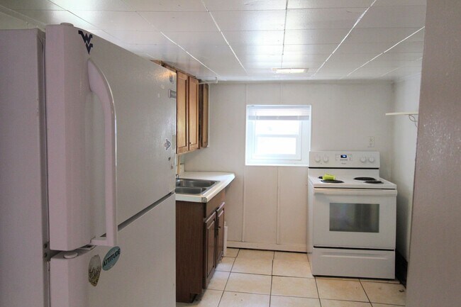 Foto del edificio - 1023 College Ave