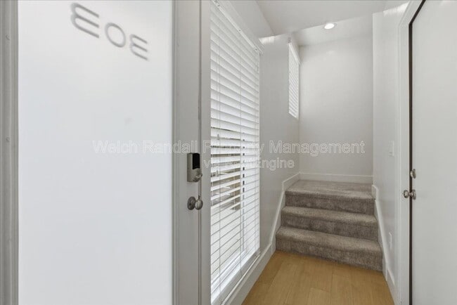 Interior Photo - MODA Highland Park
