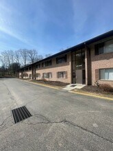 Building Photo - 4078 Sanlin Dr