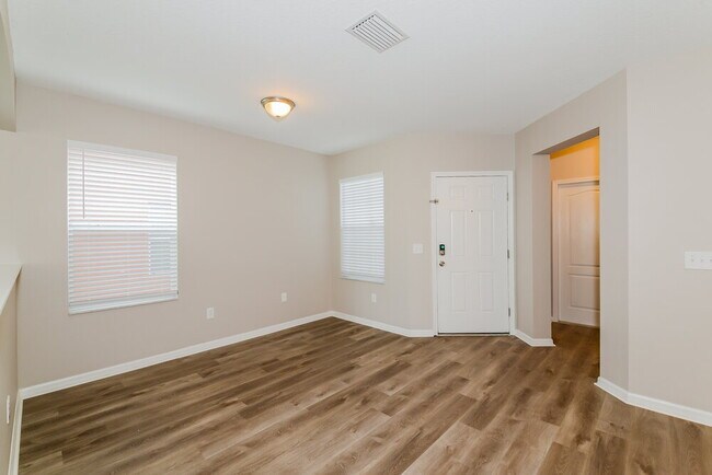 Building Photo - 1131 Seminole Sky Dr