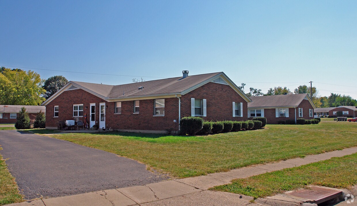 Building Photo - 1150 Bishop Dr