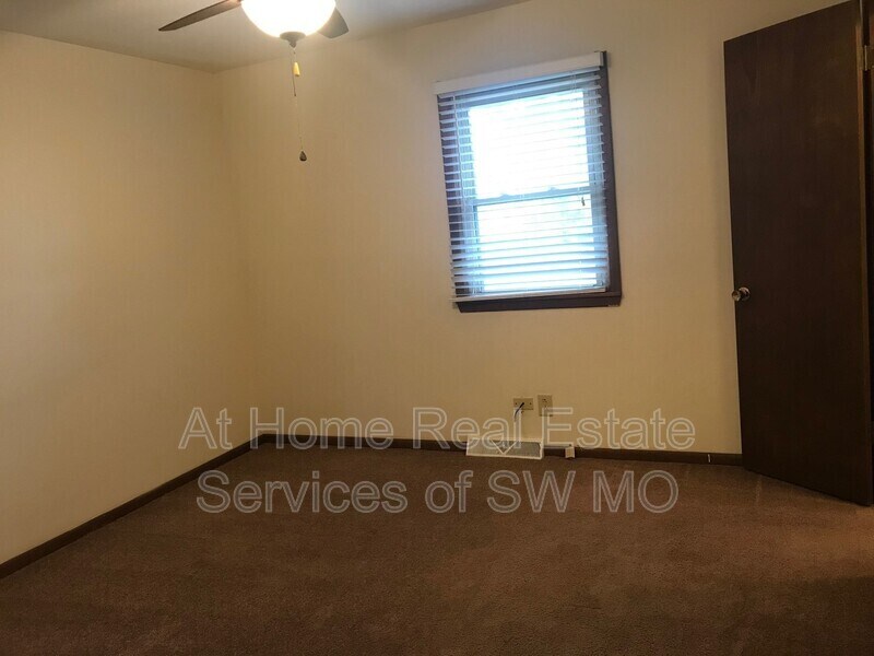 1919 Bellerive Dr, Nixa, MO 65714 Condo for Rent in Nixa, MO