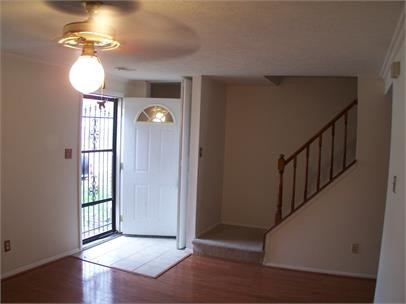 Building Photo - 1320 Peabody Dr