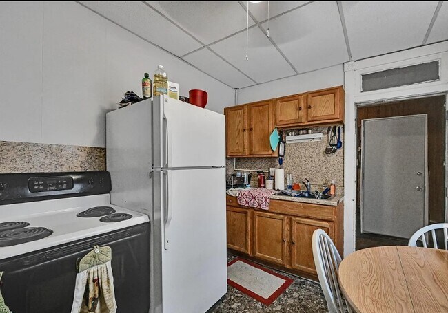 Foto del edificio - 135 S 11th St