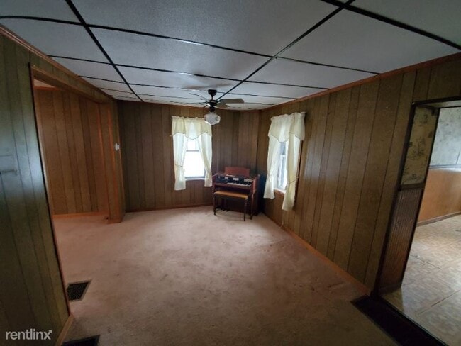 Building Photo - 3 br, 1 bath House - 12 Hunter Ave A Unit A