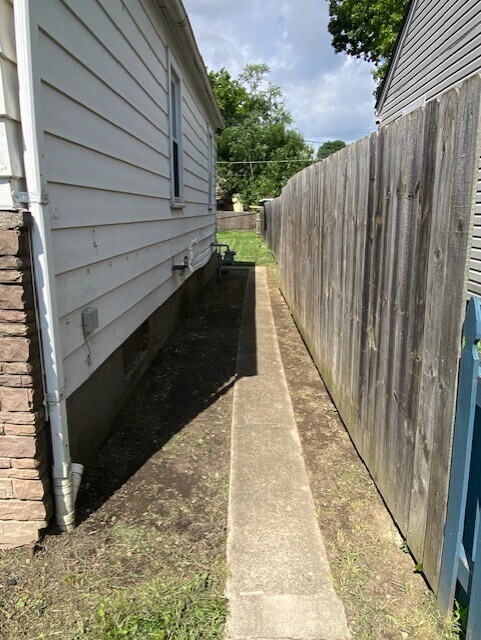 Foto del edificio - 2171 McGuffey Rd