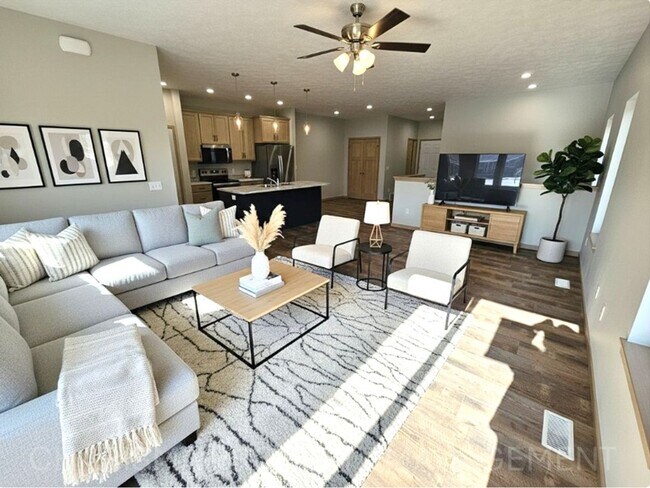 Foto del edificio - Tunis Drive Townhomes