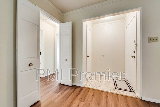 Foto del edificio - 411 Tiffany Trail