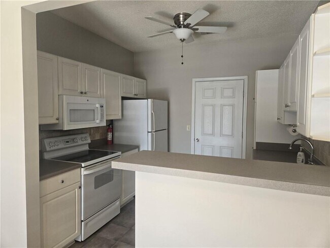 Foto del edificio - 1114 Woodland Ln