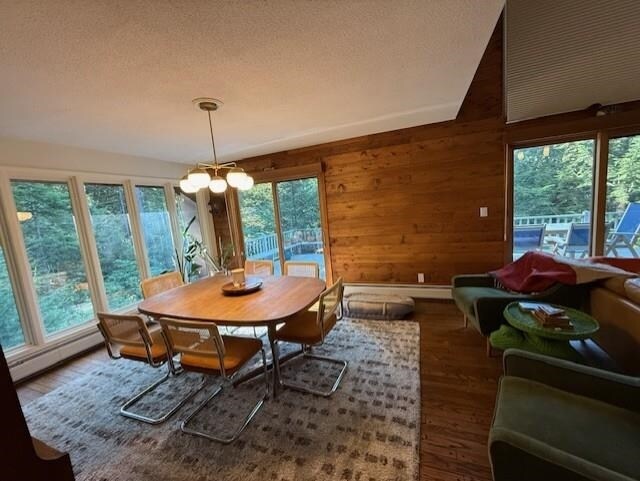 Foto del edificio - 38 Pine Grove Rd