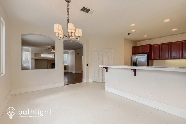 Building Photo - 30138 Hardrock Dr, Menifee, CA, 92585