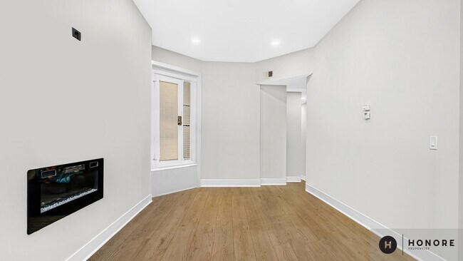 Foto del edificio - Brand New 3Bed Located in Heart of Gold Coast