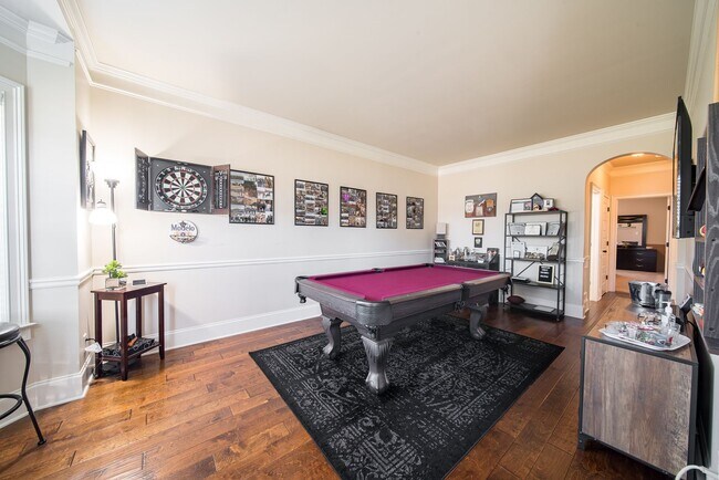 Foto del edificio - 5 bedroom 4 baths in Ft. Mitchell